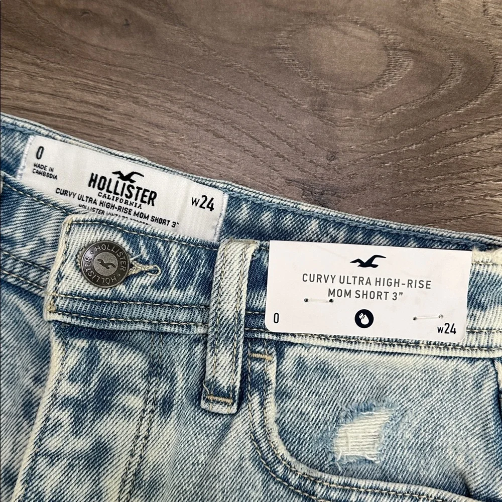 Hollister Curvy Ultra High Rise 3